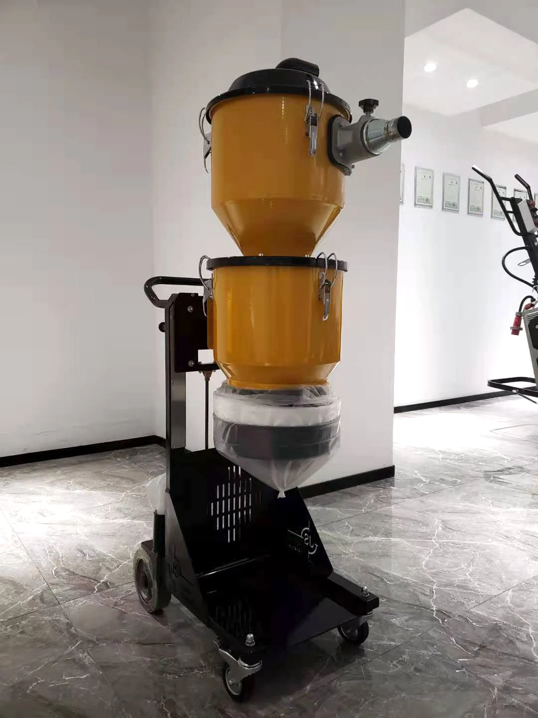V-XFT air powered vacuum cleaner cyclone pre separator dust collector machine