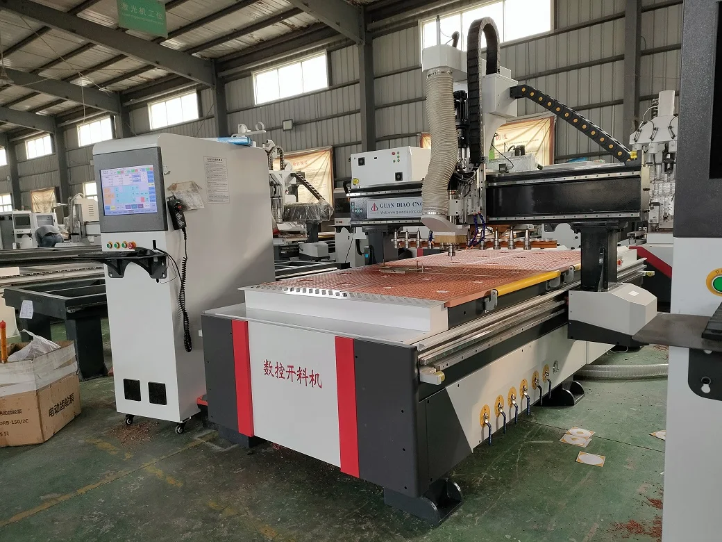 China factory 1325ATC Nesting CNC router machine with 12 automatic tool changers under gantry