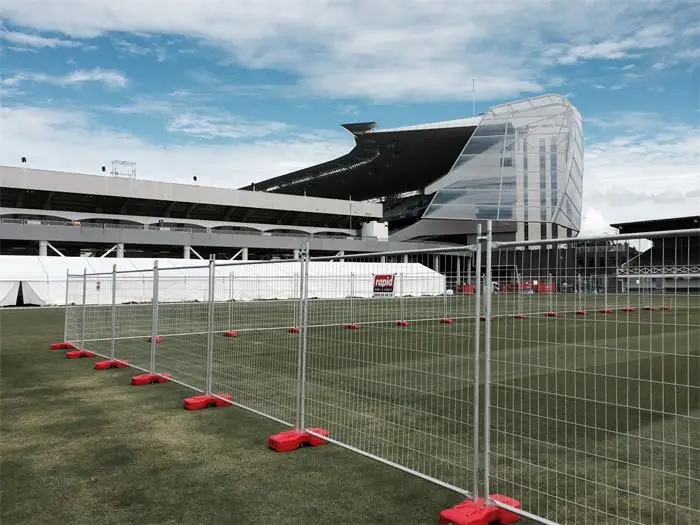 temporary fence 24.jpg