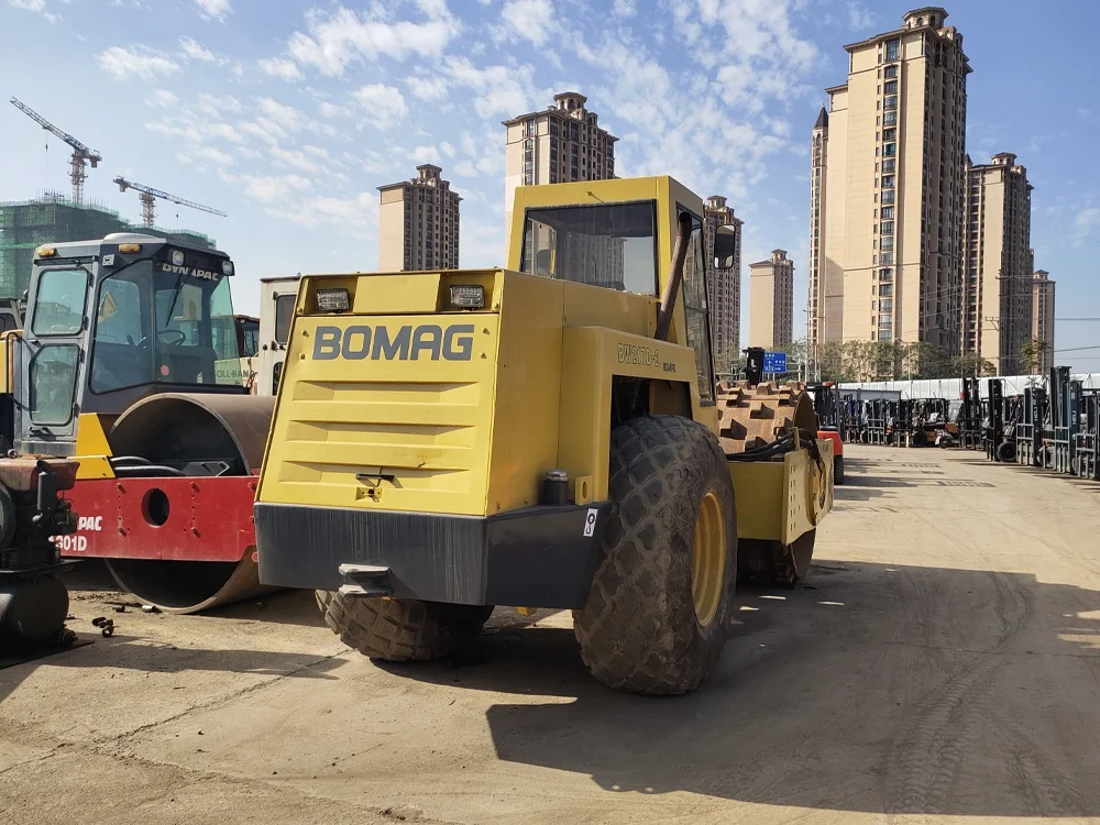 Б/у Дорожный Каток bomag для строительной