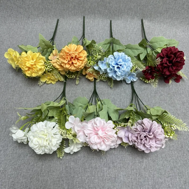Artificial bunch of artificial flowers sun lotus and butterfly ball flowers for European-style home decoration