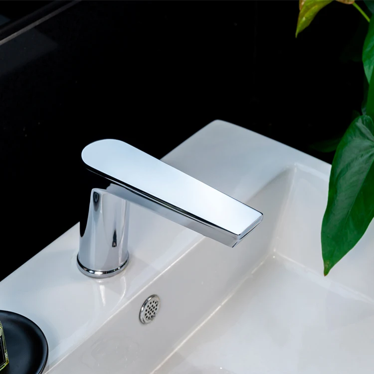 Bathroom Intelligent Smart Faucet Induction Faucet Sensor Commercial Faucets