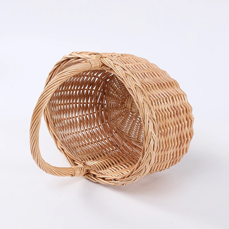 Widely Used Woven Willow Wholesale Empty Weave Handle Picnic Hamper Basket With Lid Gift Food Storage Basket