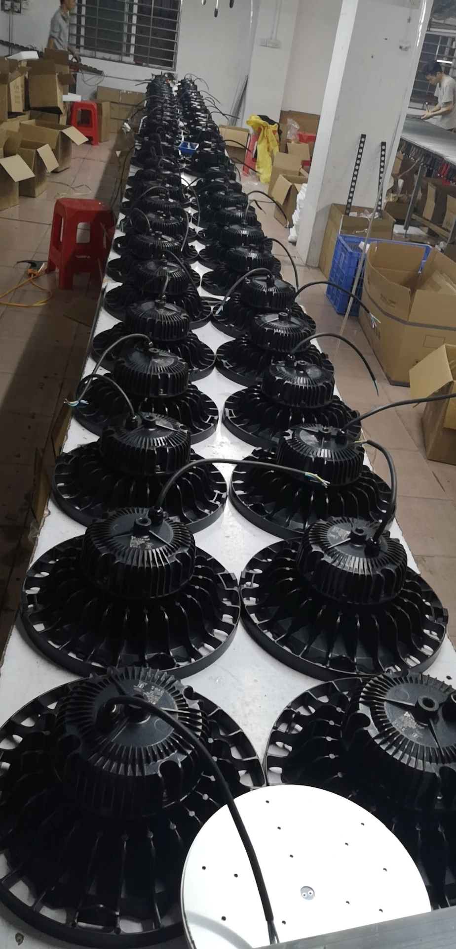 Factory Warehouse Industrial Lighting UFO high bay lights 100W 150W 200W 300W Led High Bay Light Black AC85-265V