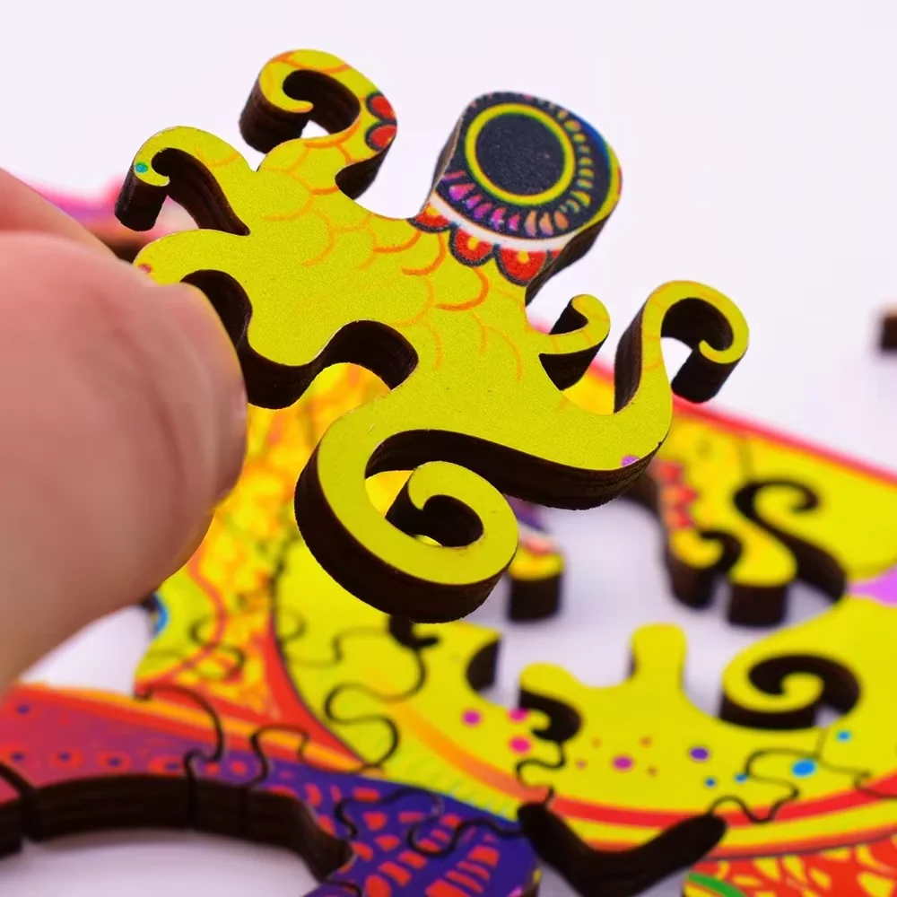 2024 Colorful Animal Wooden  3D Puzzle Toy Educational DIY Cartoon Kids Game with Plastic Logo for Boys and Girls