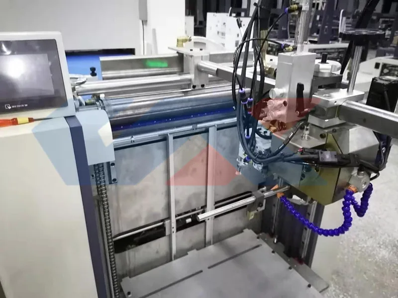 JX-F450A полностью автоматическая жесткая коробка делая машину для подарка.