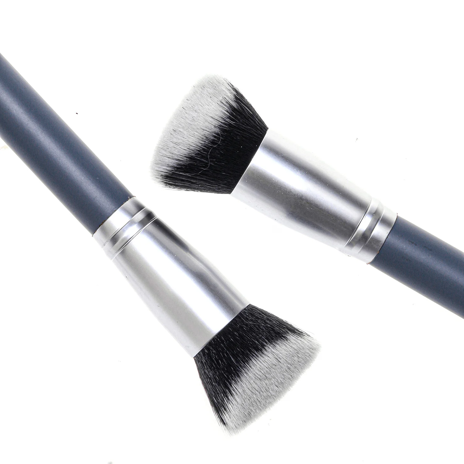 Professional Portable Vegan Flat Foundation OEM Makeup Brush Single Wood Handle For Women Beauty Cosmetic