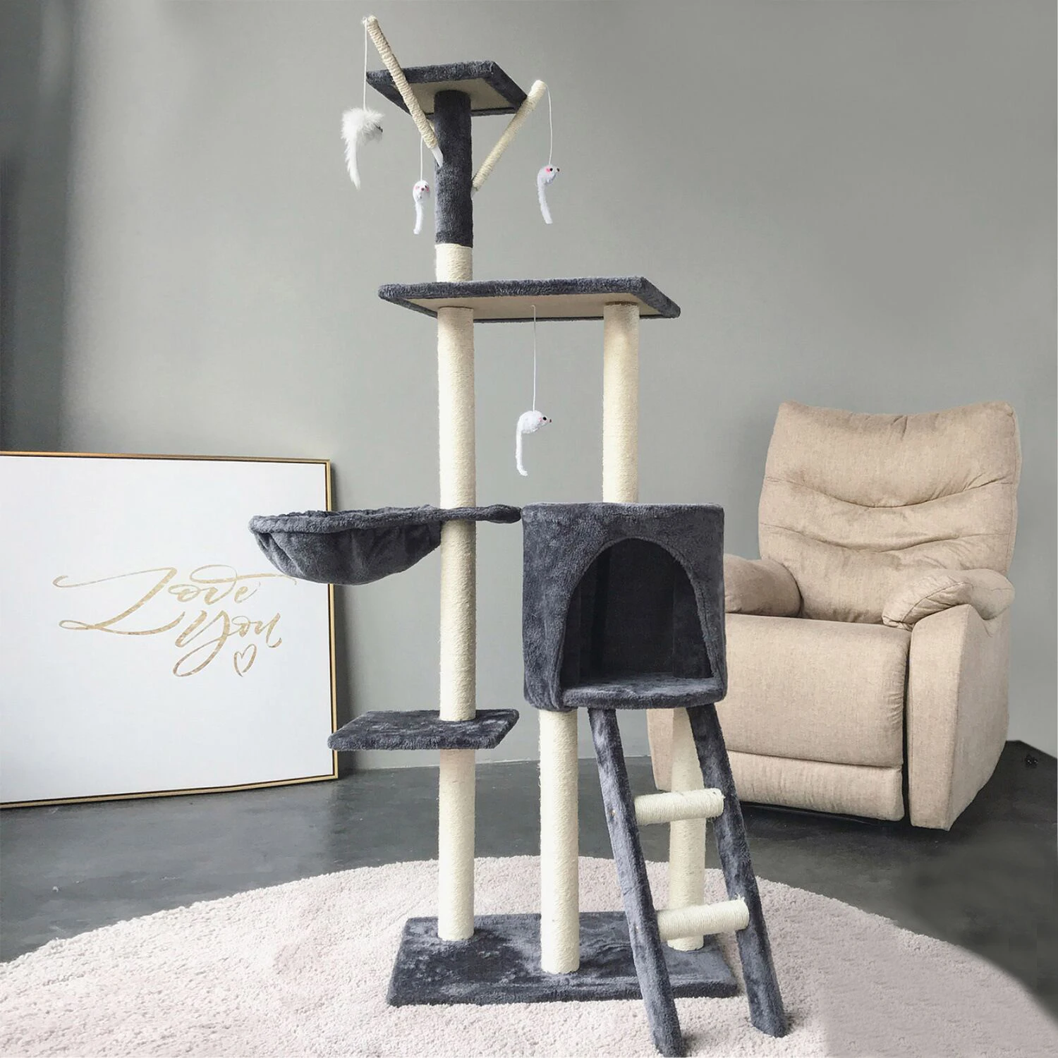 Selling Ladder Post Climbing Furniture Scratching Wooden Big Cat Tower Condo Tree