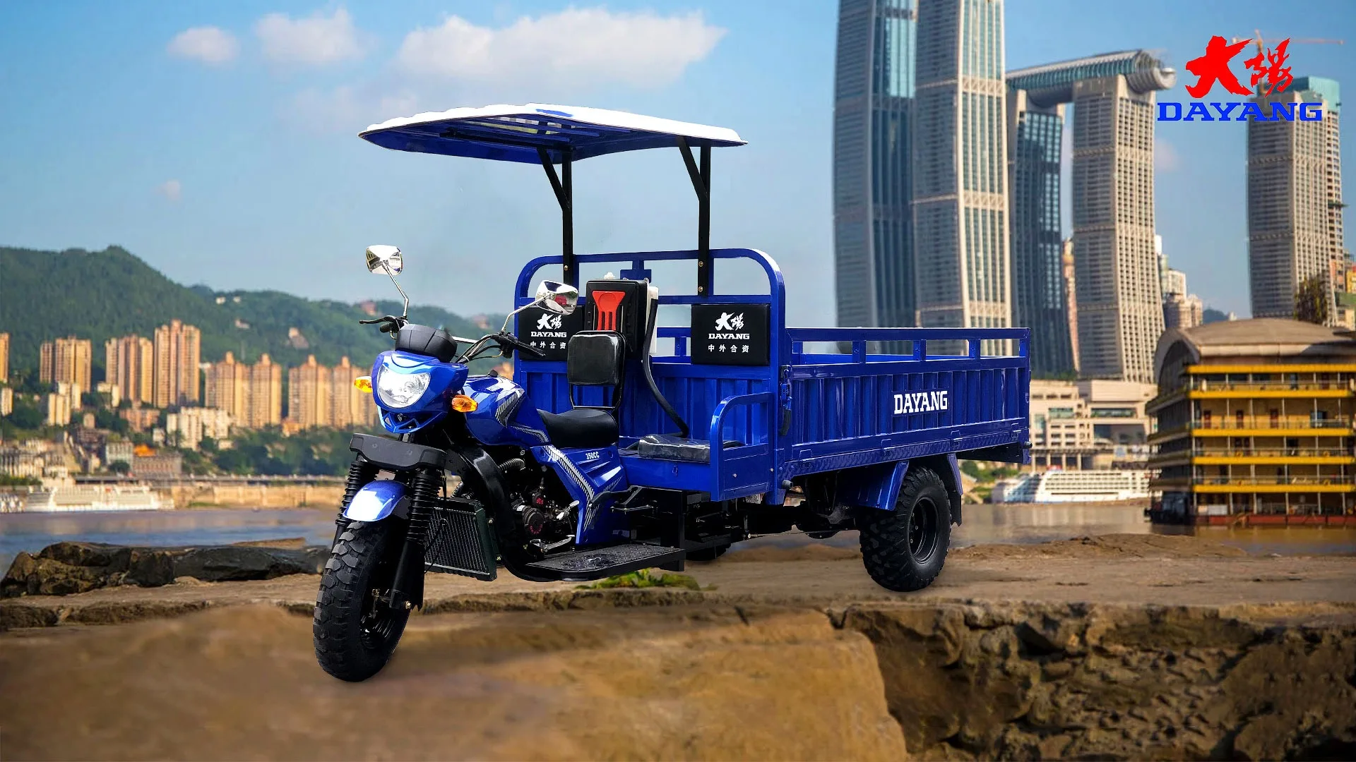 Best-selling Easy Protection 350cc gasoline powered covered cargo tricycle farm tricycle