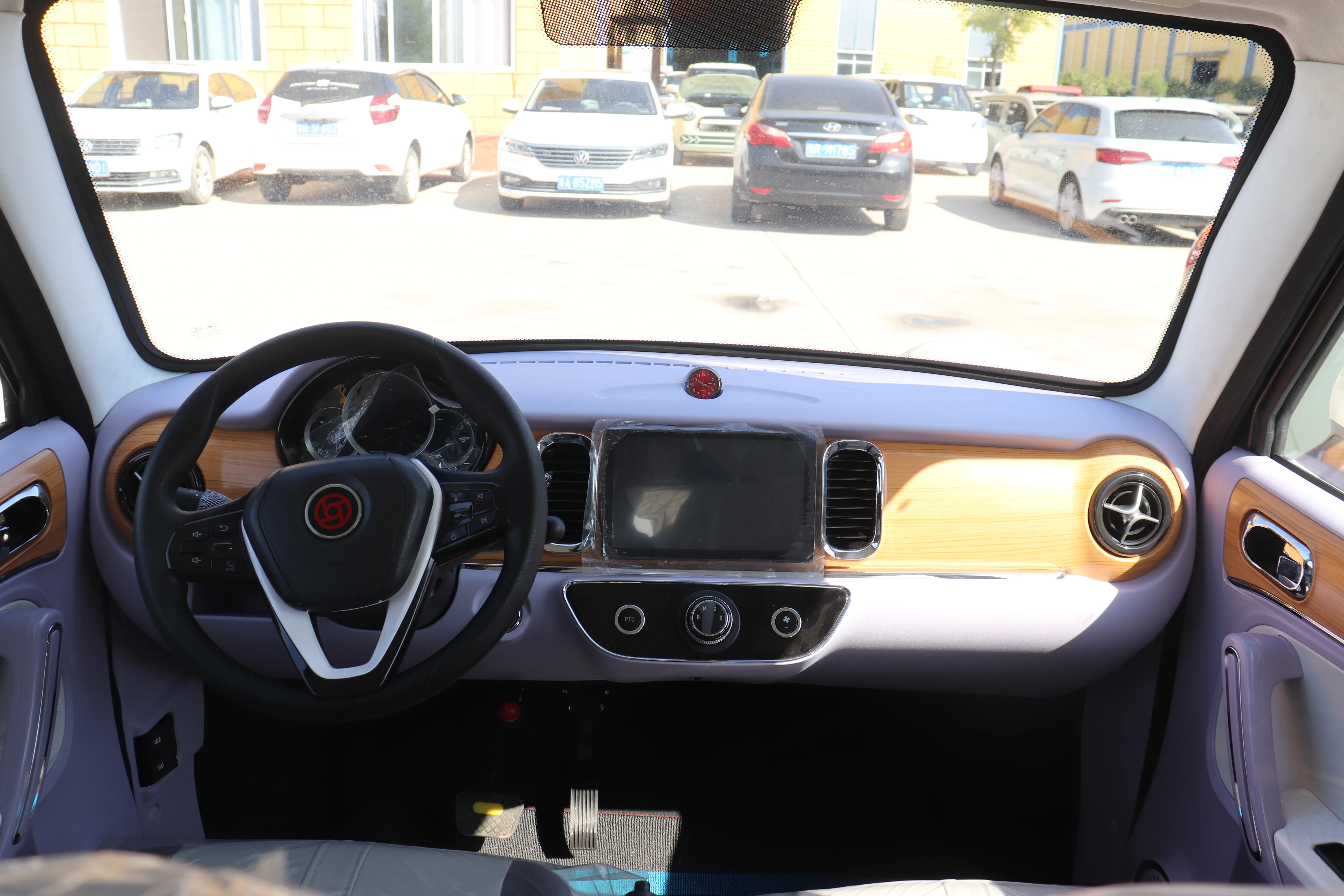 KEYU   4 wheel electric mini car