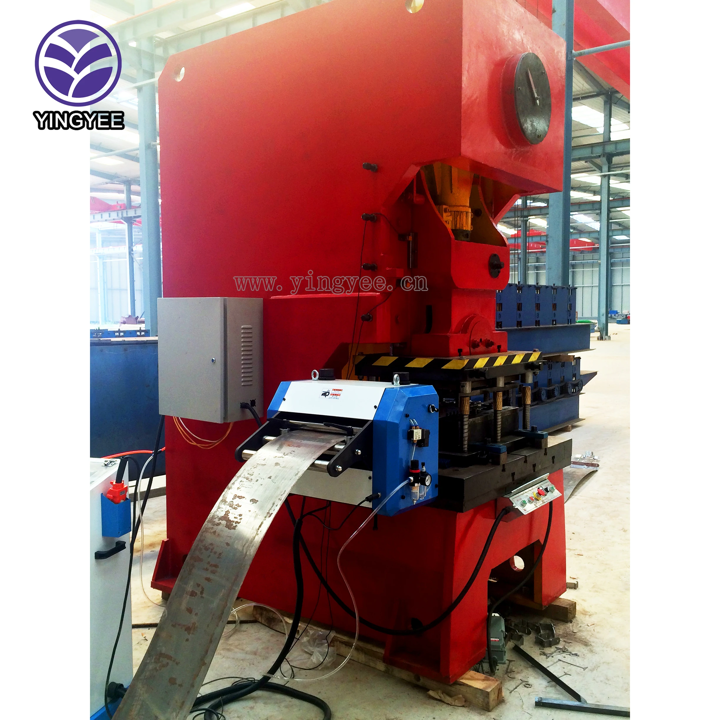 Construction Material Punching Machine High Efficiency Machinery for Material Processing