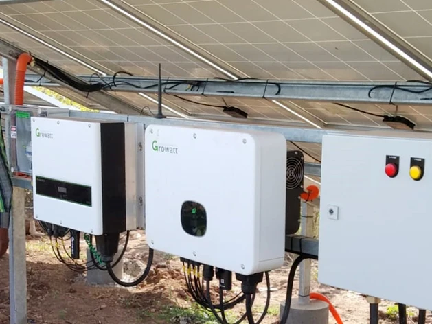 50kw inverter price cheap in Stock Growatt 60kw 50kw solar inverter MAC with WIFI logger