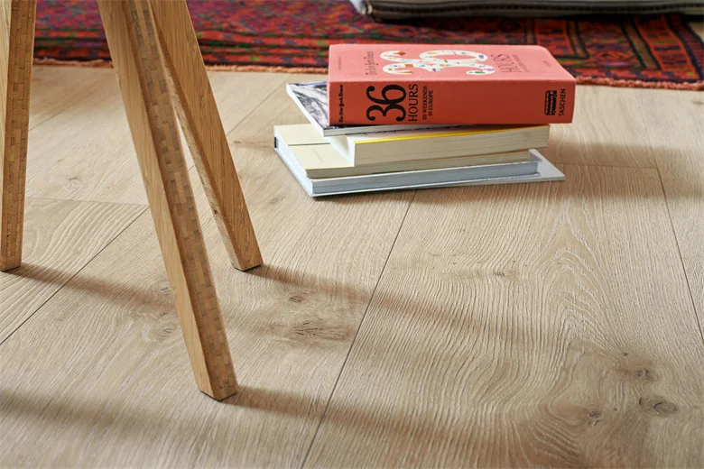 Excellent Offer Scratch-Resistant Laminate Flooring Meister Design Laminate LL 250 Suitable For Many Commercial Areas