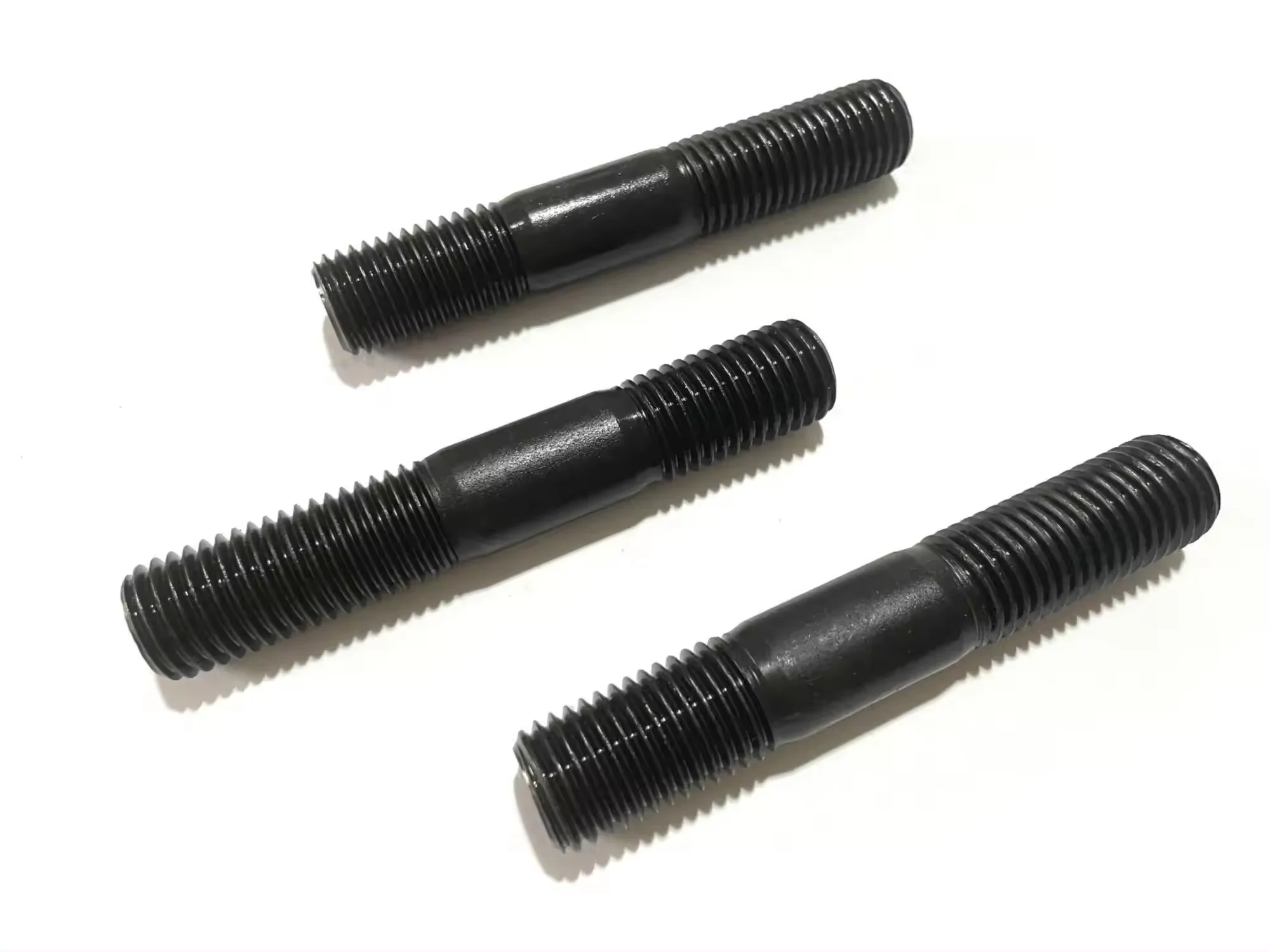 Special Anti-Corrosion 35CrMoA Stud Petrochemical Stainless Steel with Zinc Finish DIN Standard Manufactured by Petrochemical