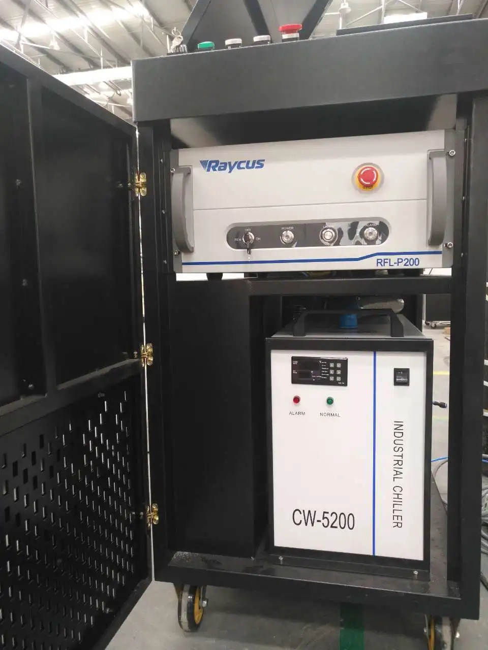 Fiber laser cleaning machine with Qilin laser cleaning head for rust/paint/oil  removal