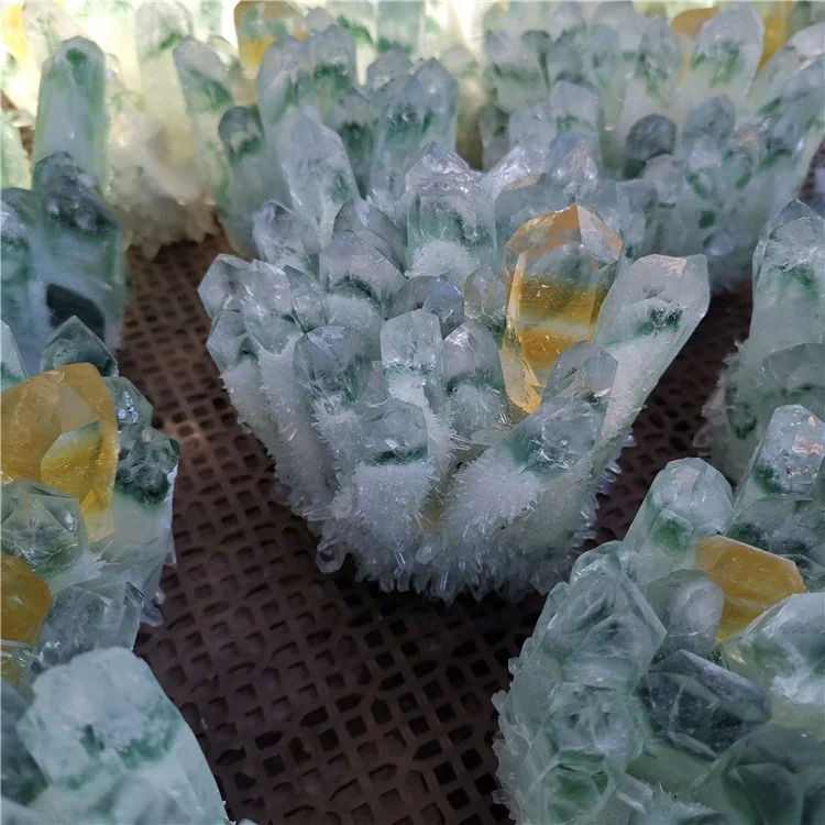 Natural Green Phantom Crystal Ghost Healing Green Garden Quartz Crystal Clusters For Sale