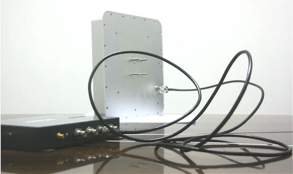 IP67 Waterproof long reading  outdoor and indoor Directional Wall Mount Flat Patch Panel rfid 900mhz antenna for warehouse