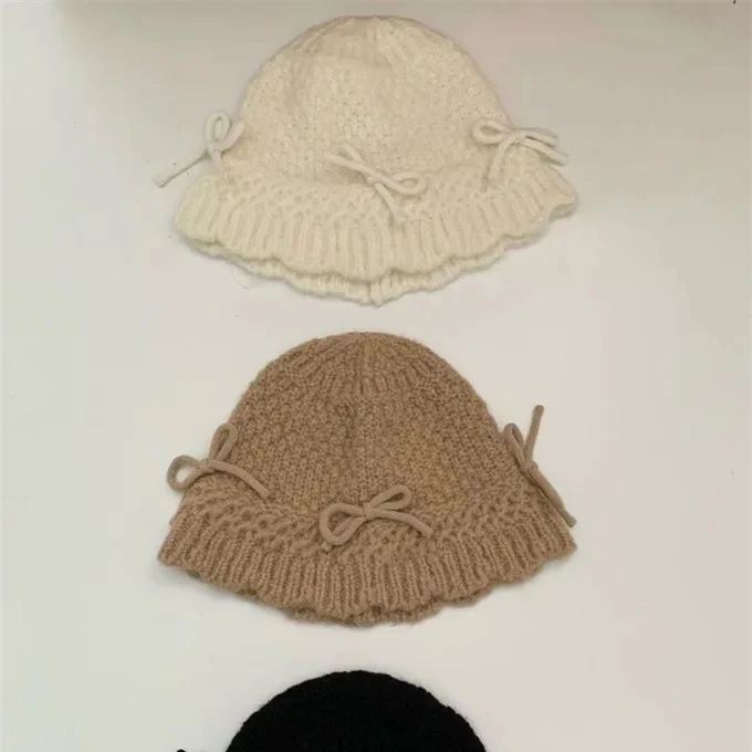 Beanie Hat For Female Windproof Winter Warm Caps Luxury Design Women Hot Sell Custom Jacquarc Outdoor Knitted Cap