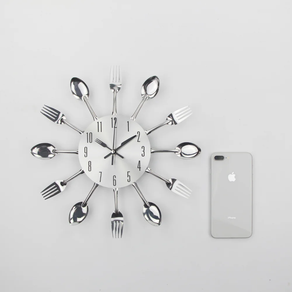 Creative Knife Fork Spoon Decor Metal Wall Clocks For Kitchen