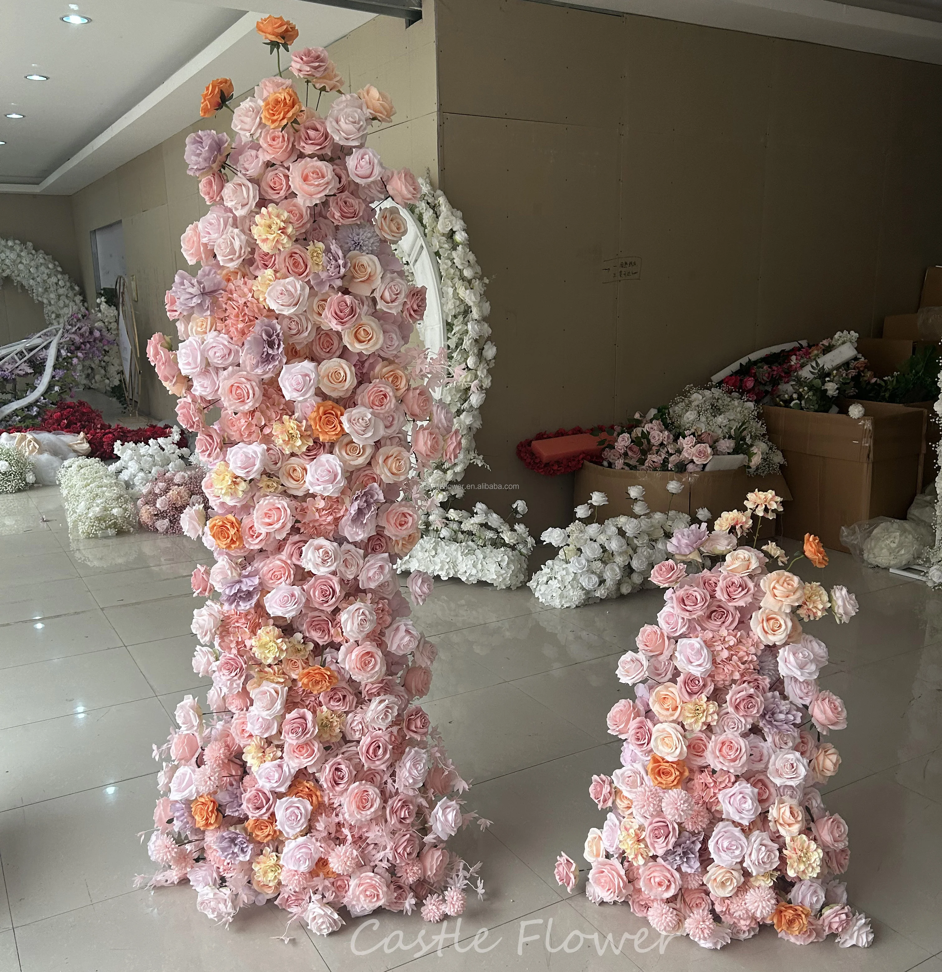 H-401 Cake Tower Artificial Flowers Horn Runner Flowers Wedding Centerpieces Stand Wedding Flower Arch