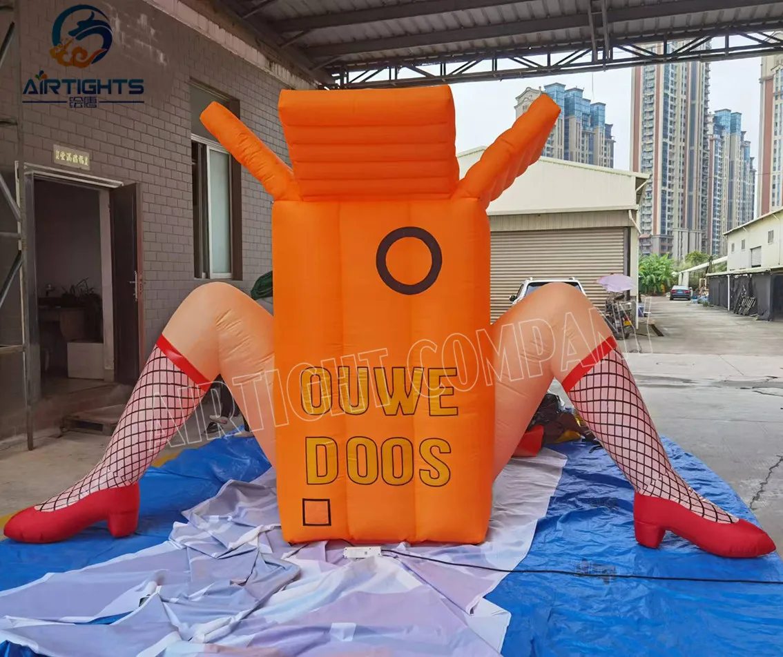 China Professional Supplier Holland Cartoon Dolls Inflatable OUWE DOOS for Rental