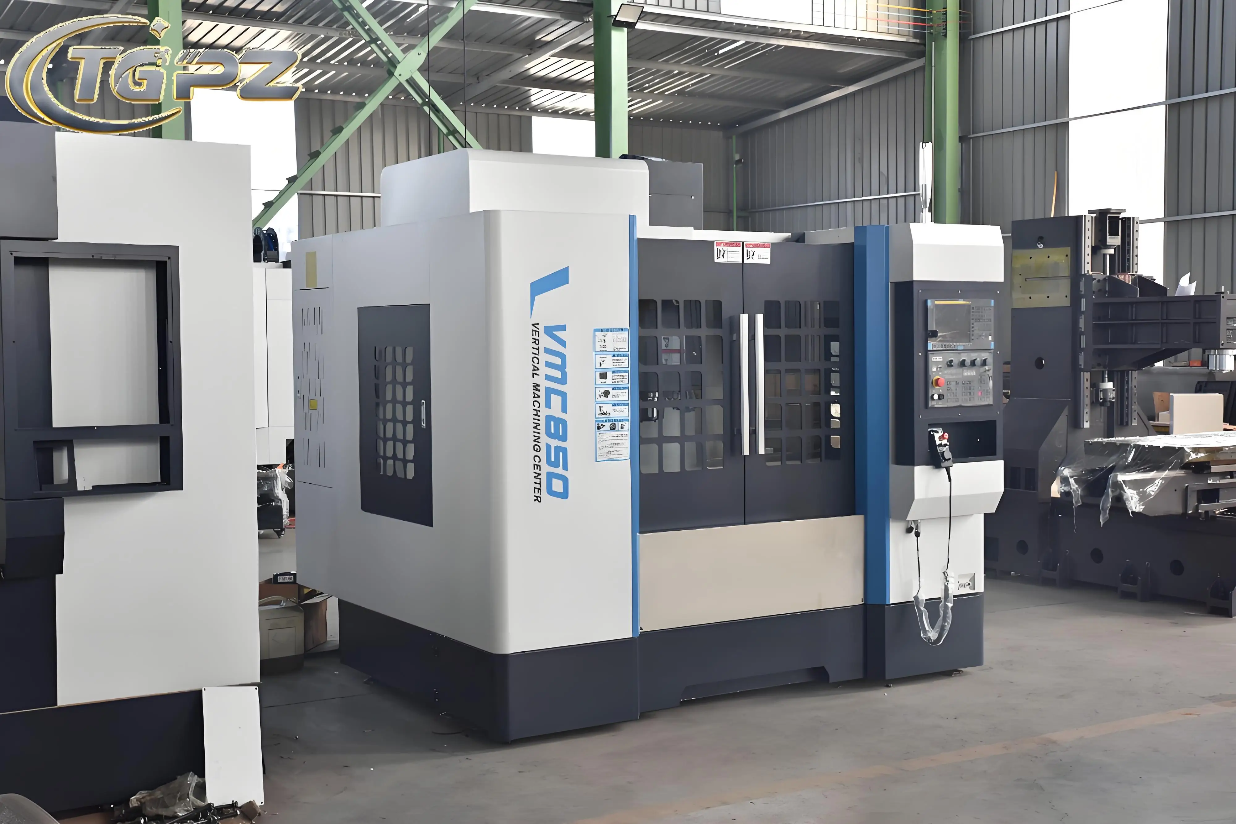 Customized VMC850 heavy-duty metal milling machine CNC system from the source factory with optional spindle machining center