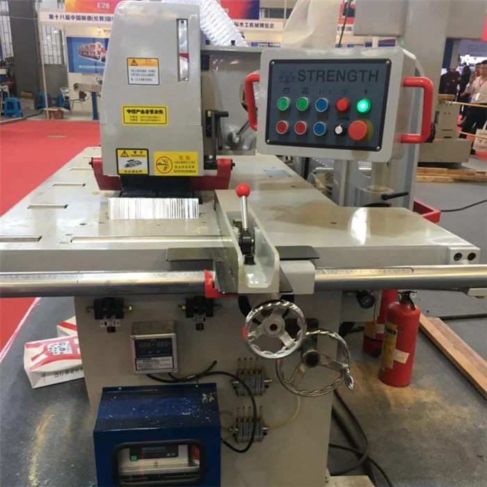 High quality straight line cutting saw wood machine