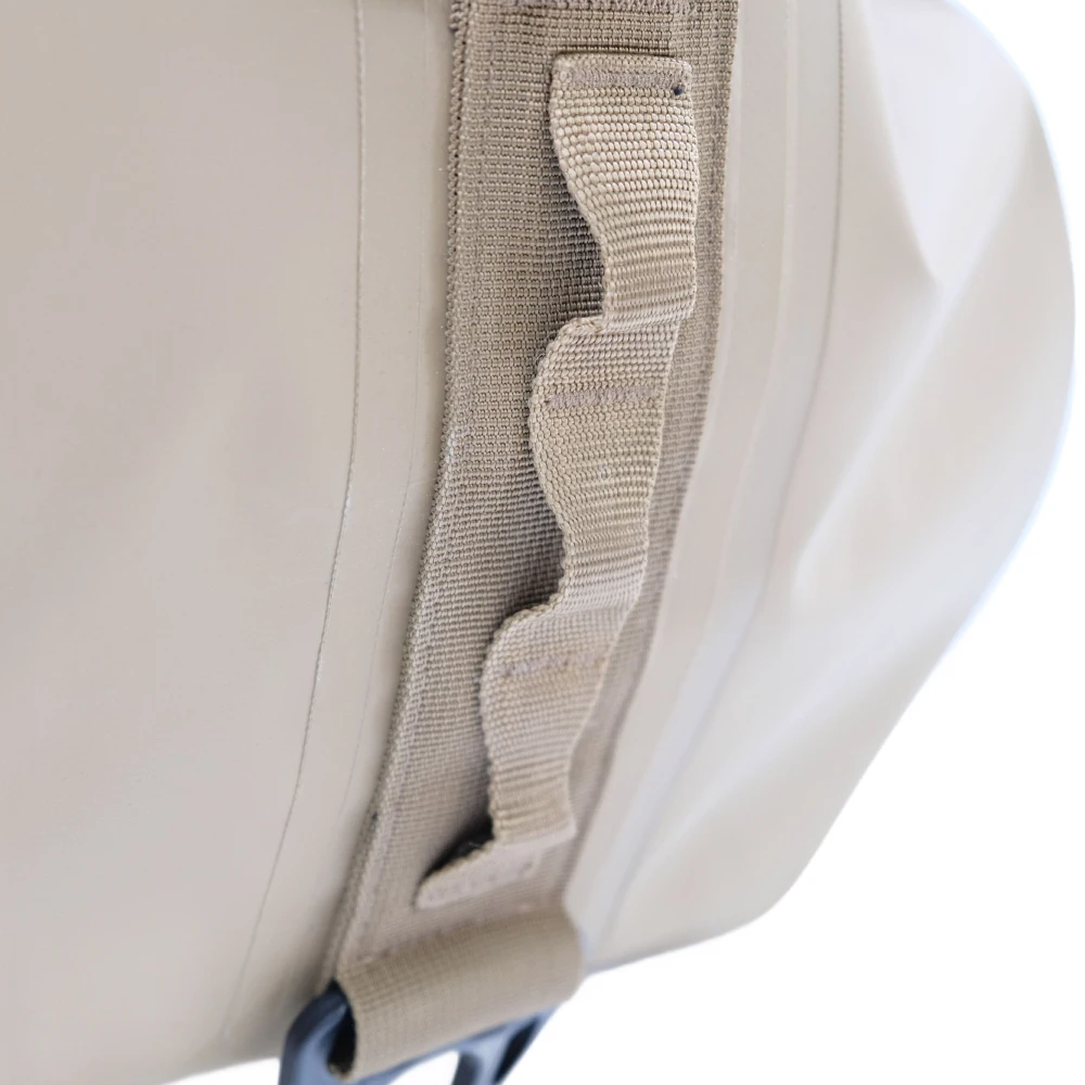 Hunting   Smart Mesh Bottom Drainage System carrying Padded Shoulders 12 Slot Duck Decoy Bag