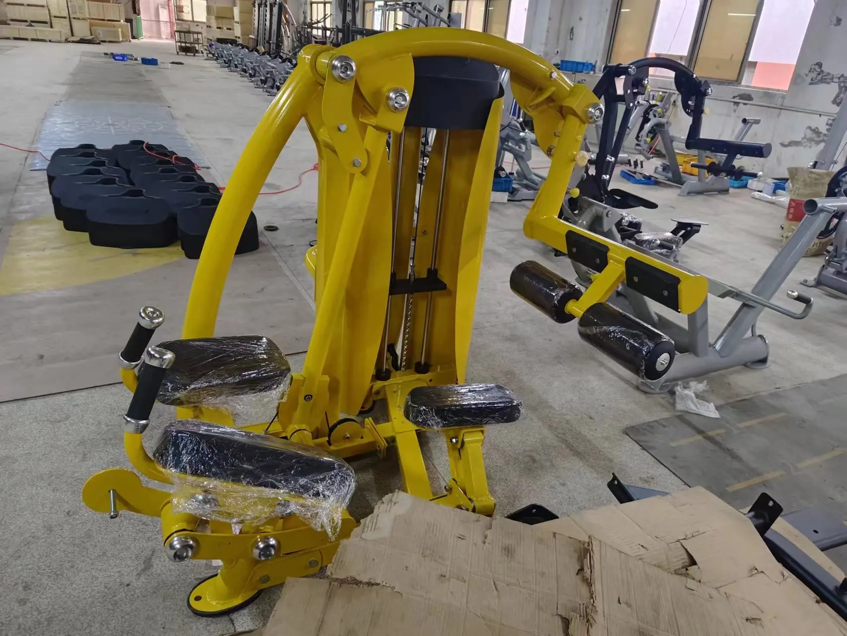 GNS-8015 glute fitness equipment machine