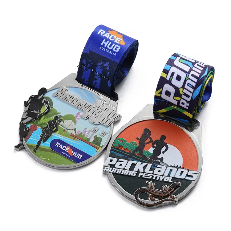 Wholesale Zinc Alloy Award Medals Metal Craft Silver Color Spray Medal Marathon 3D Runner 10k Run Running Medals for Competition