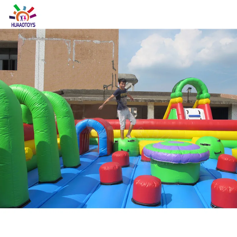 Adult inflatable outdoor obstacle course for kids