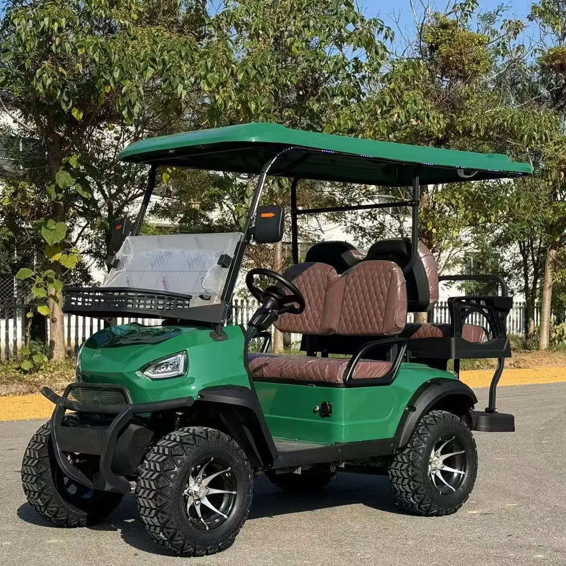 2024 New Style Jeep Golf Cart 4 Wheel Drive Custom Street Legal Electric Lifted Buggy Hunting Cart