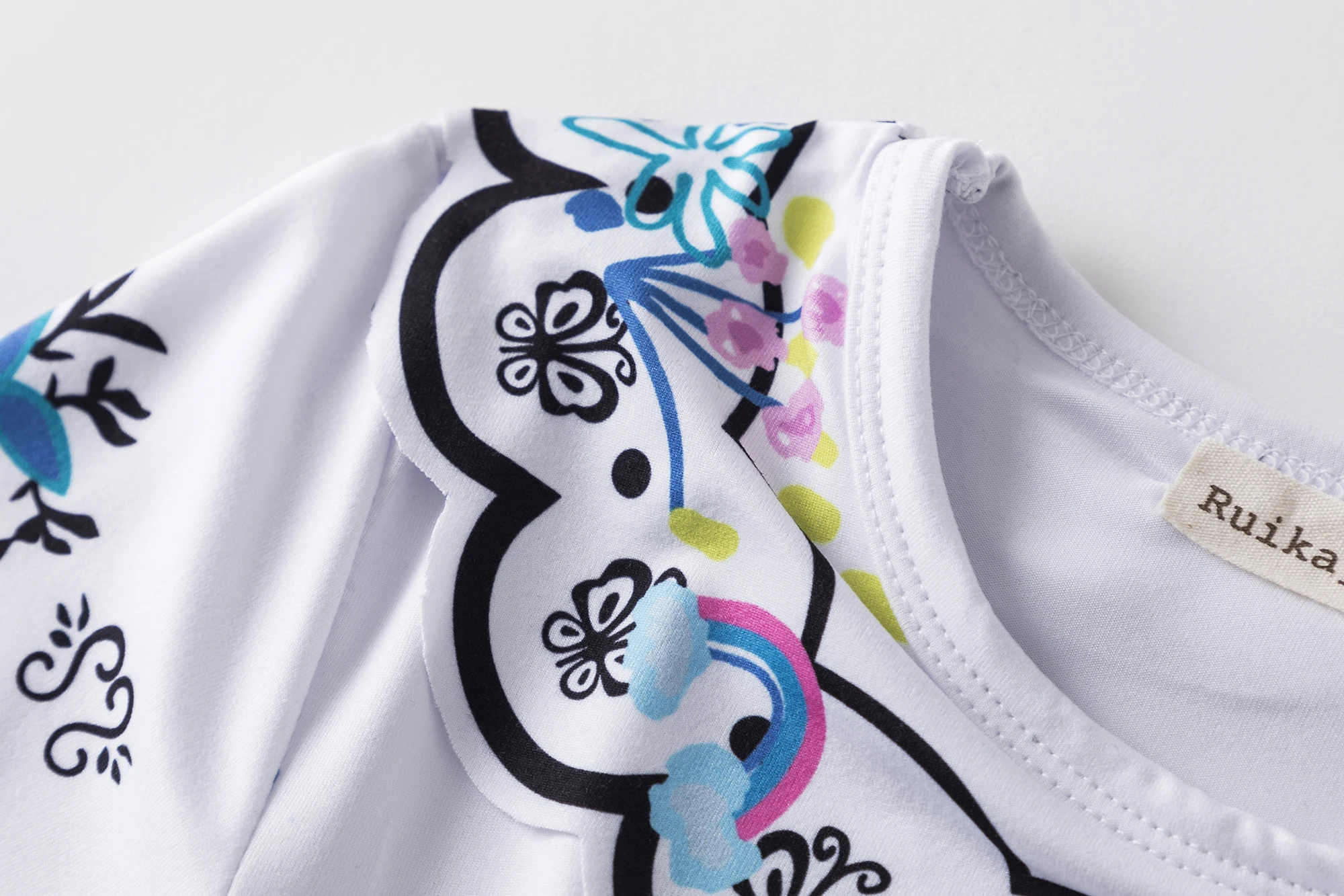 Encanto Madrigal Cosplay Costume Girl Dress Princess Dress Glasses Earrings Mirabel Costume Dolores Encanto Isabela dresses