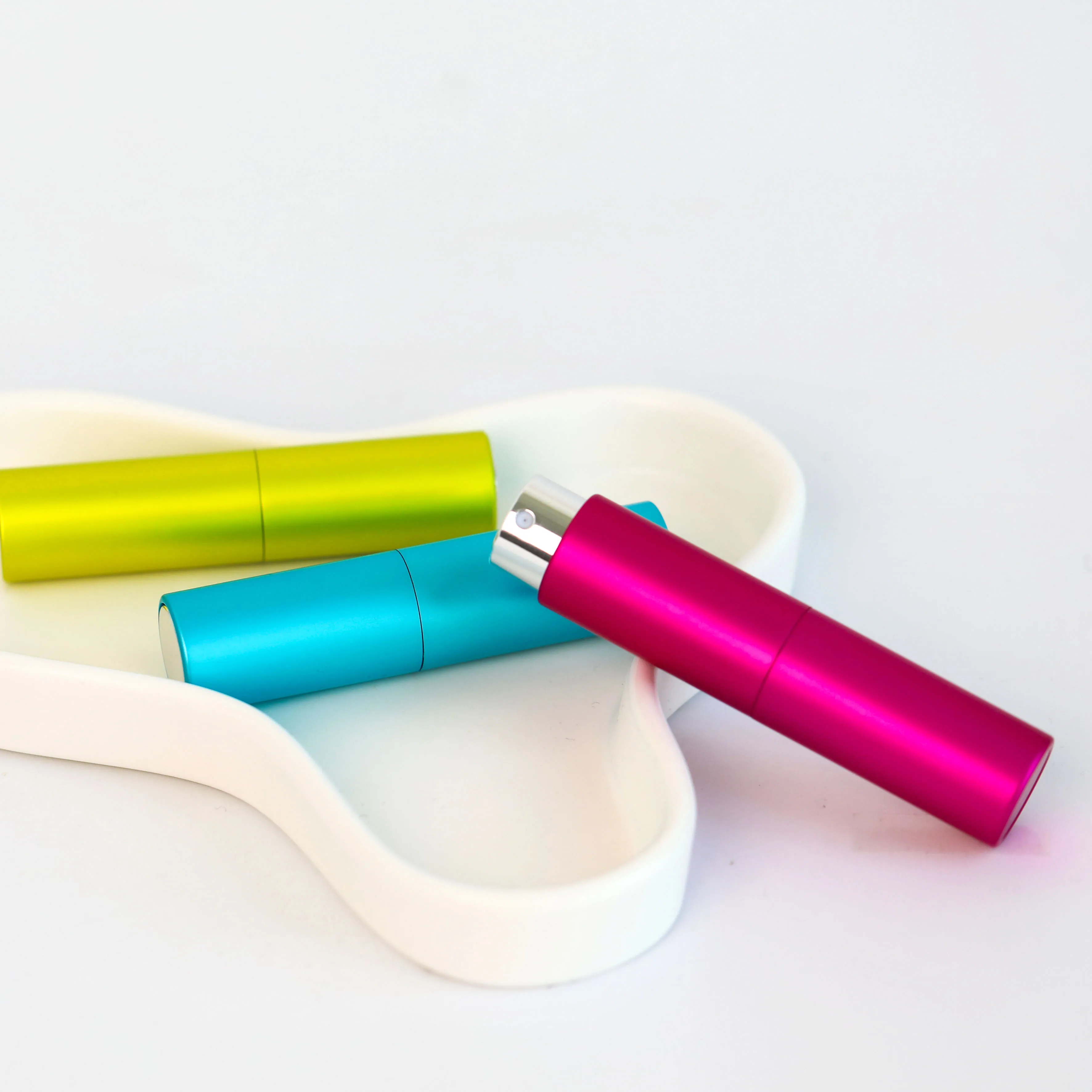 5Ml 8Ml 10Ml Factory Price Twist Up Metal Spray Bottle 8ml Aluminium Portable Refillable Perfume Atomizer