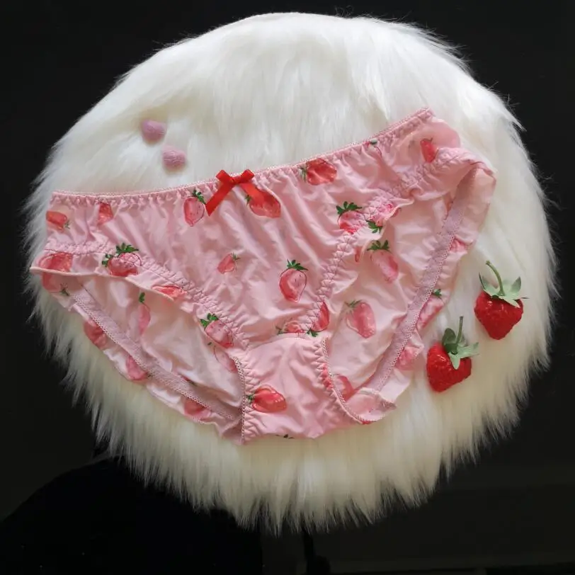 
051 Ice Silk Lolita Japanese Girl Strawberry Bow Low Waist Underwear Sweet g string Tangas Women Panties Sexy Briefs 