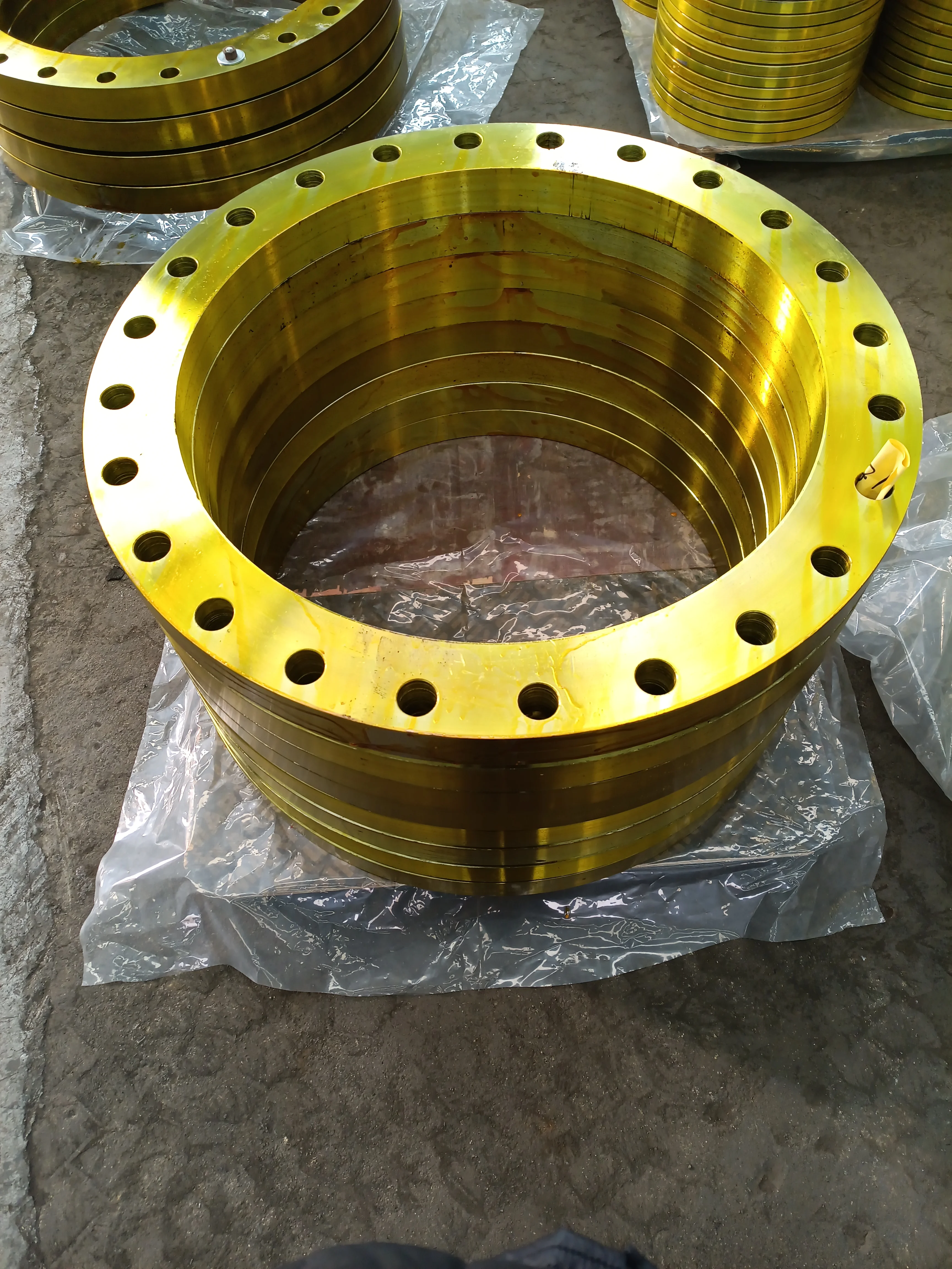 Carbon steel S235JR  flanges