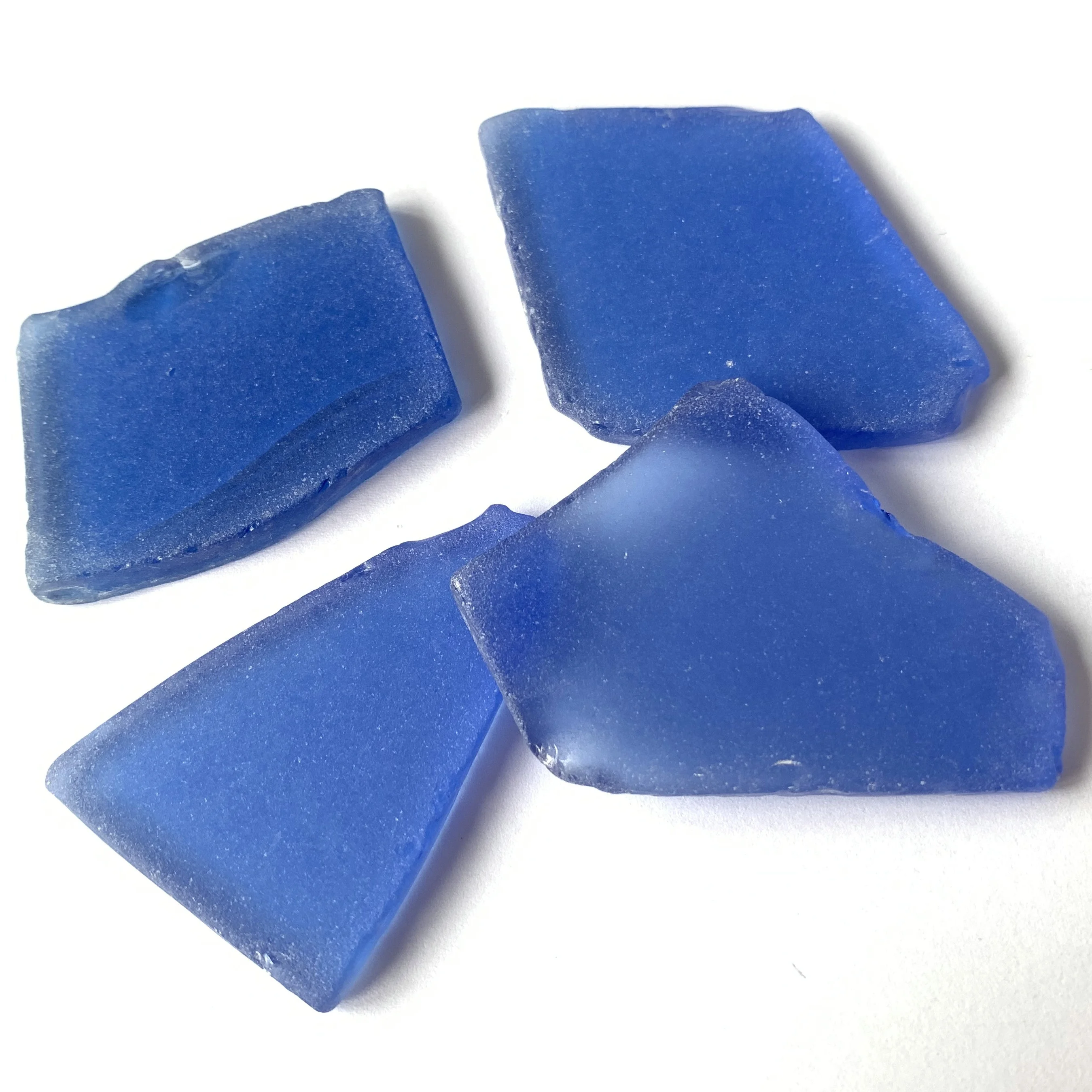 Crystal tumbled  frosted sea glass piece for landscaping