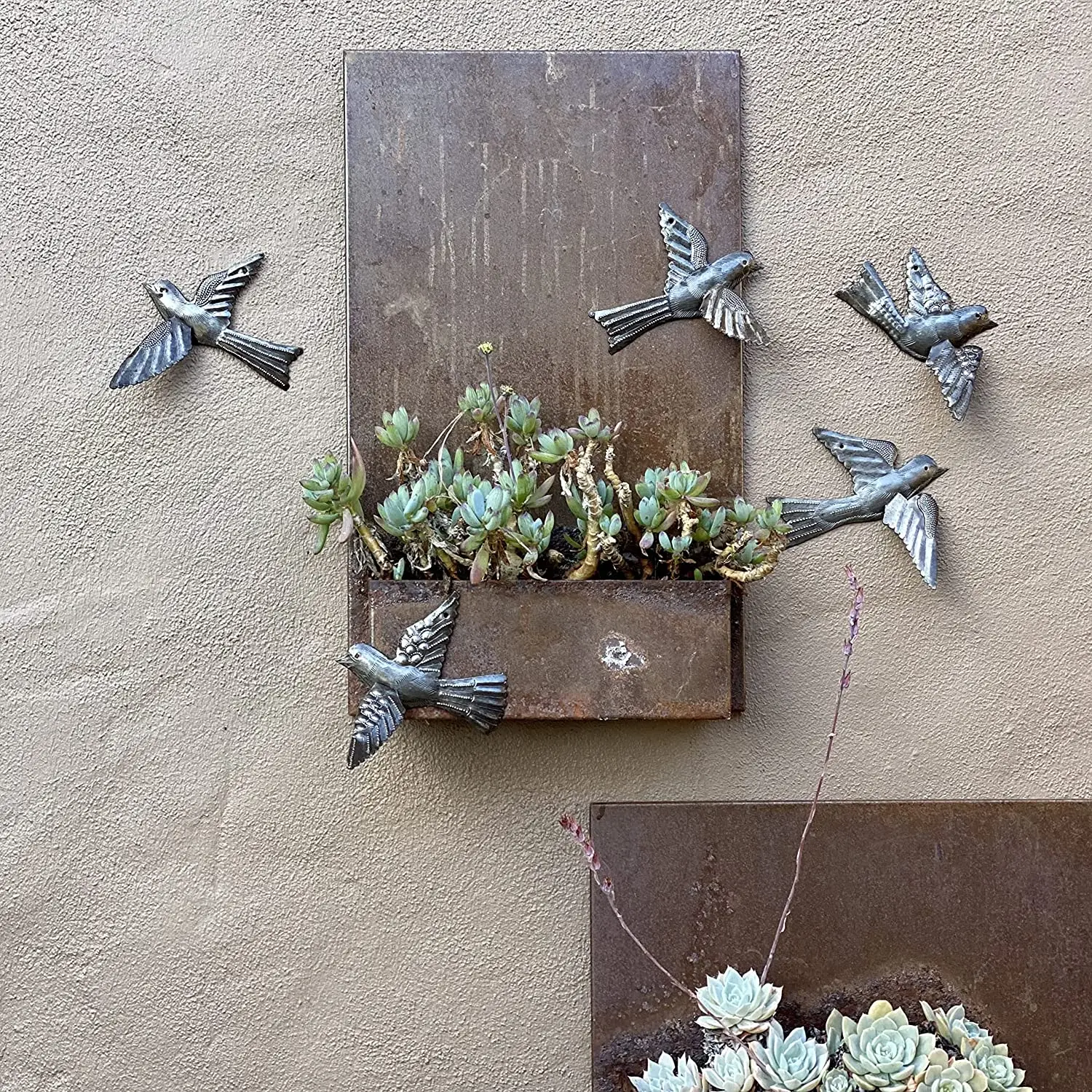 Embossed Birds Recycled Metal Wall Decor 3D Wings Hanging Birds Ornaments Indoor&Outdoor Hanging Figurines Fall Decor 5 x 4.5'