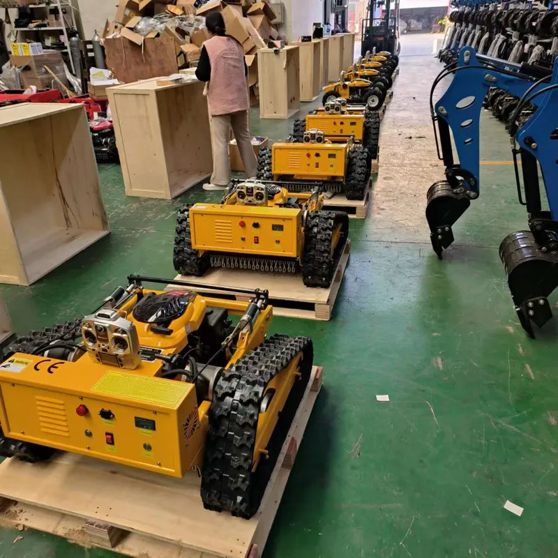 Radio Control Lawn Mower Tracked All Terrain Remote Control Robot Weed Mowing ET750