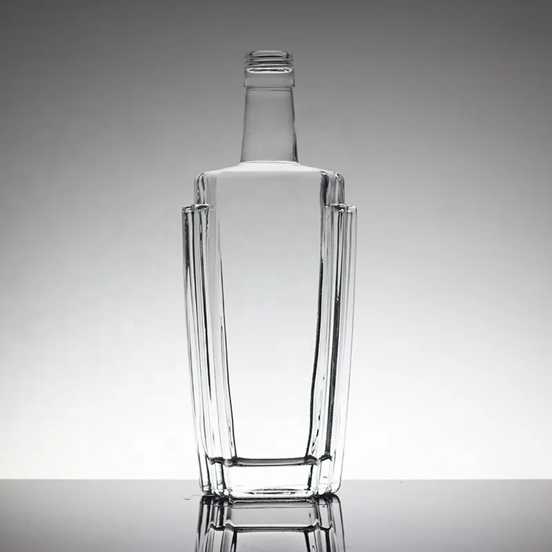 Wholesale  500ml 700ml 750ml Spirits Glass Tequila Bottle Vodka Brandy Whisky Rum Gin Liquor Custom Glass Bottle With Closures