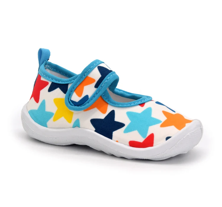Baby Sports Water Shoes 2023 Wholesale Outdoor Beach Cute Star Pattern Swim Surfing Quick Dry Comfortable Soft Aqua Shoes For Ki