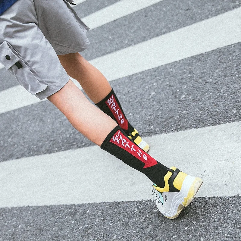 
Fashion Stylish Men Skateboard Street Casual Cotton Crew Tube Socks 