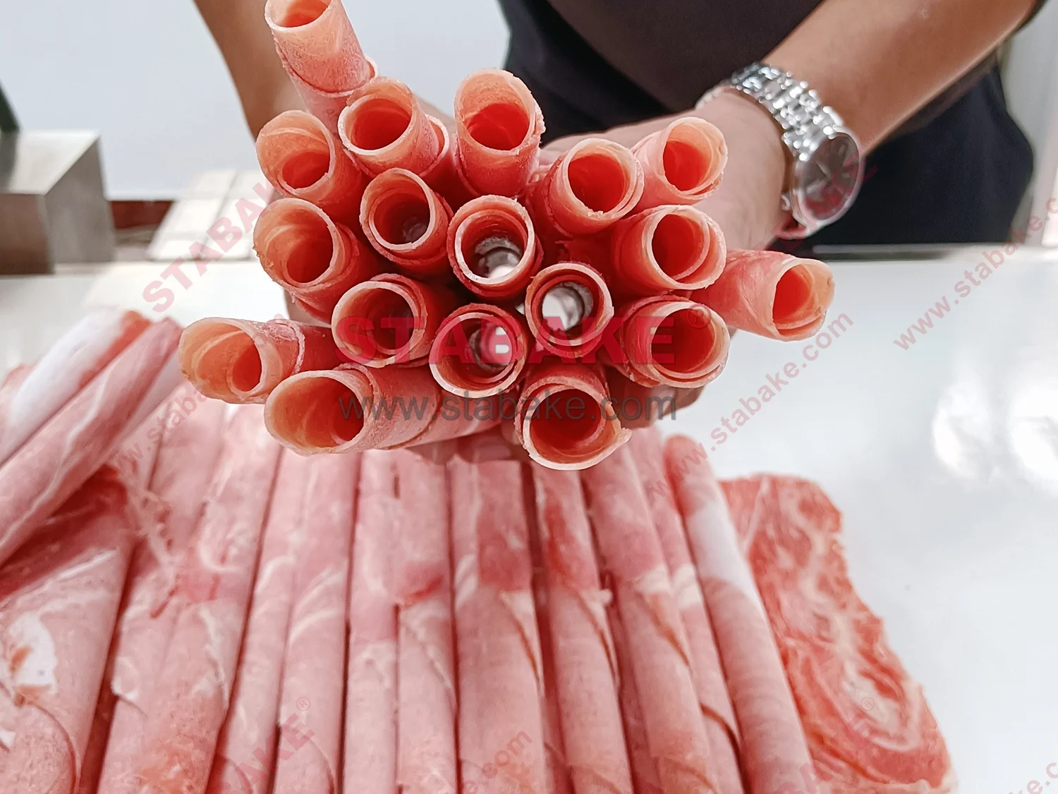 Промышленная машина для резки замороженного мяса говядины баранины рулона свинины
