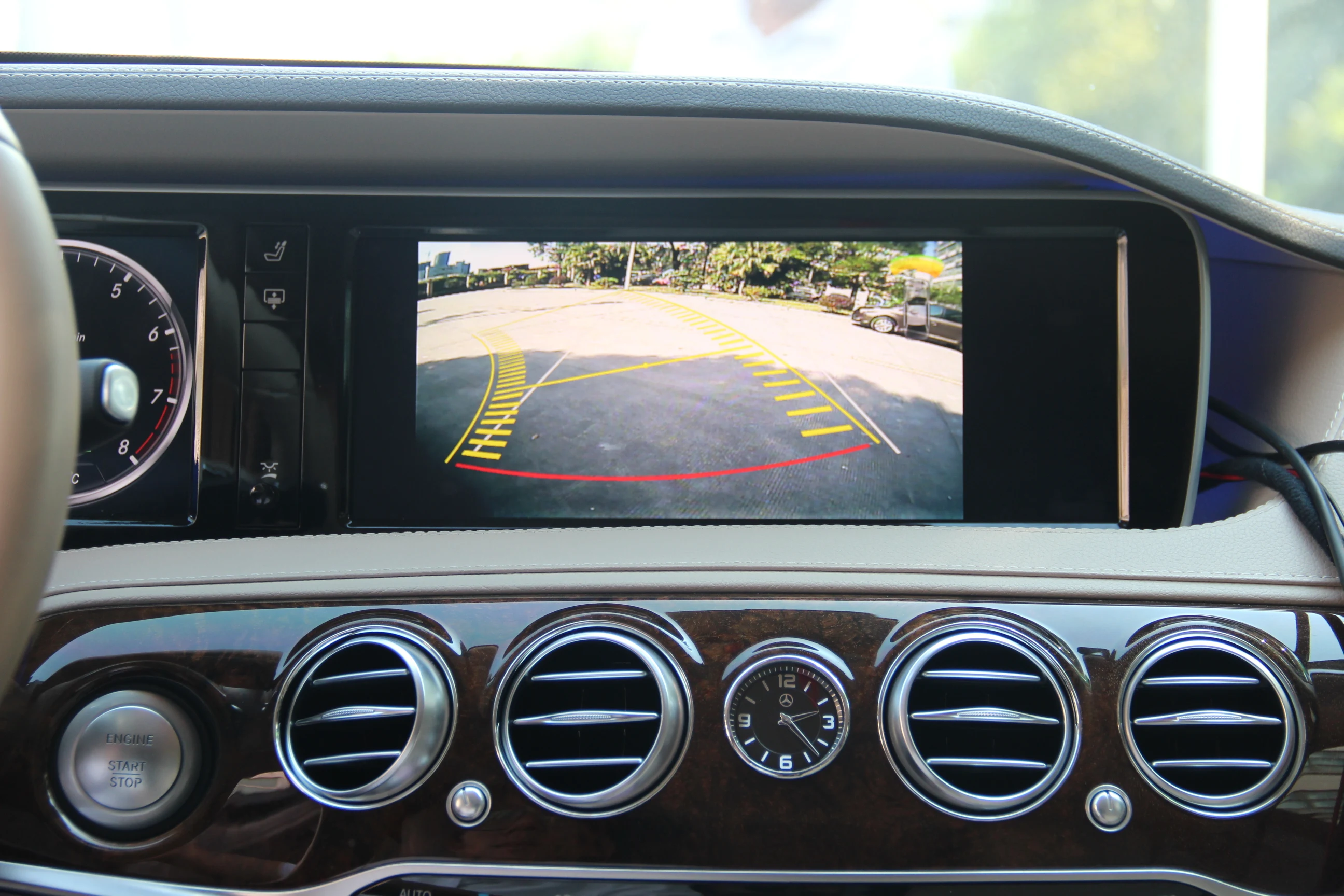 
Safety Parking assist system car video input to add rear view Camera Interface For BENZ W176 W246 W205 