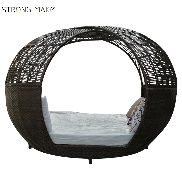 Wicker rattan garden beach swimming pool chaise sun bed outdoor furniture daybed