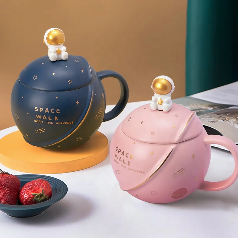 3D Round astronaut Planet Ceramic Mug Couple Drinking Cup Super Cute Cartoon Office Tea Cup Kawaii Mug Coffee Mug Cool Cup