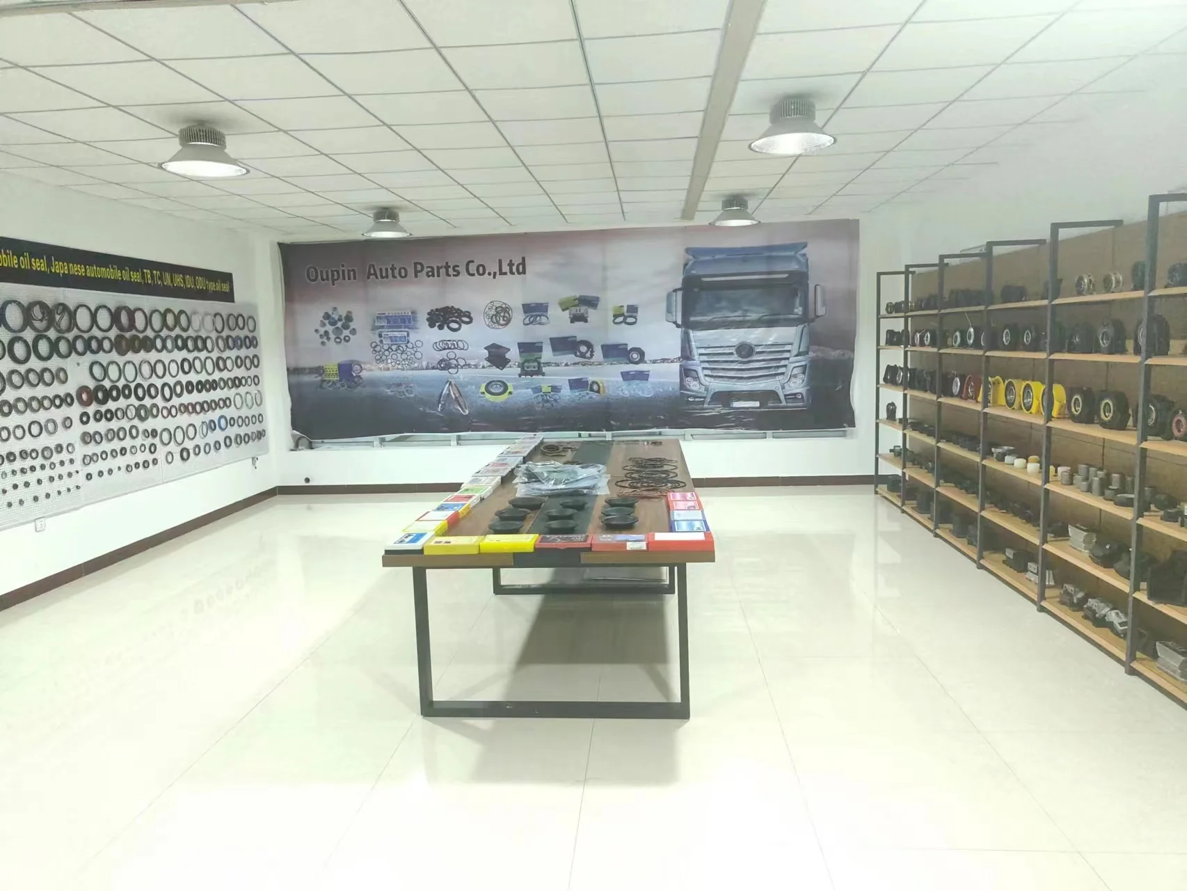 OEM BE2323E 982857103A 57*124*13/15mm, 57*124*14mm, skeleton oil seal,Truck axle hub oil seal