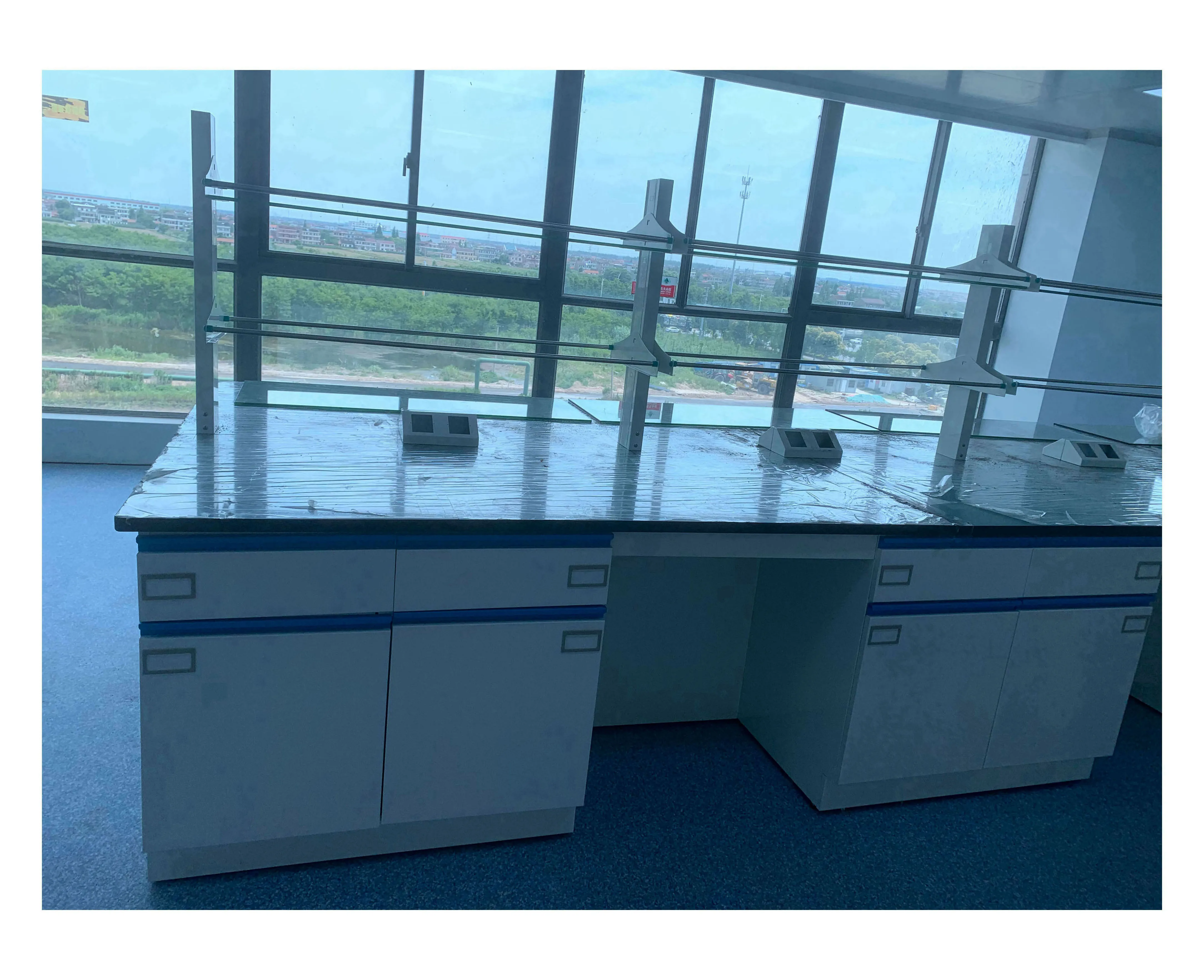 High Quality School University Chemical Resist Central Laboratory Workstation