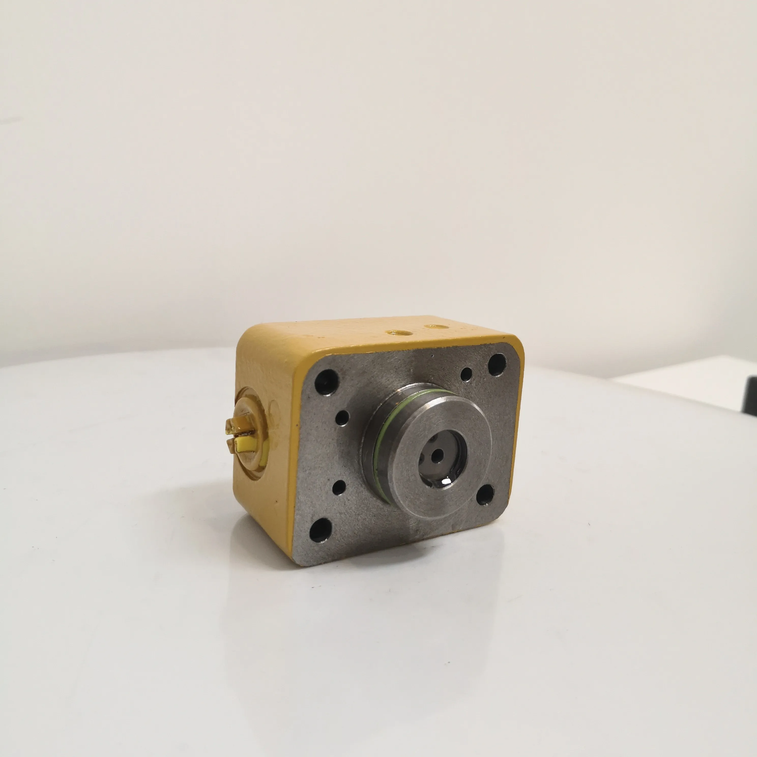 A6VE/A6VM 107/140/160/200/215 HZ1 Valve for Rexroth Hydraulic Motor in Stock