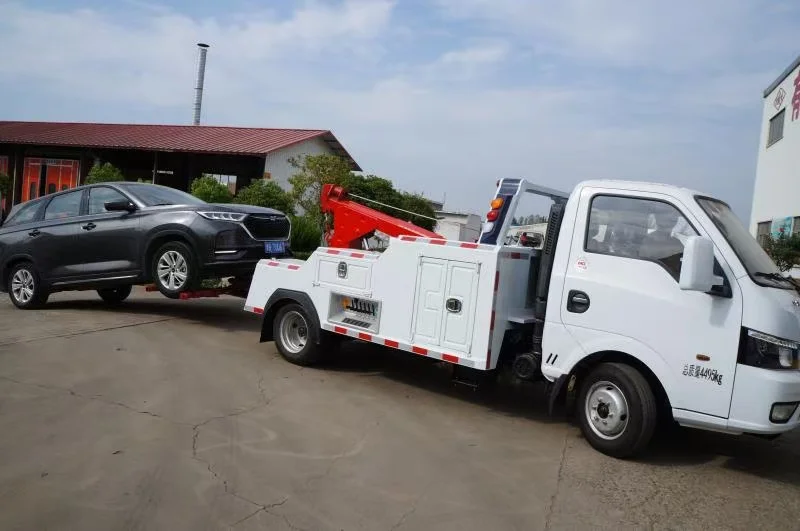 DongFeng tuyi 5T Tractor New design towing trucks flat bed slide recovery platform wrecker truck
